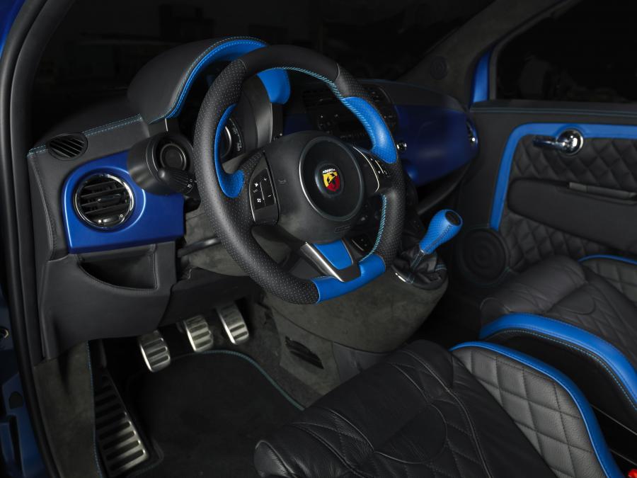 Интерьер Abarth 500 Blue Wonder by Pogea Racing 2015 года  (фото 42 из 43)